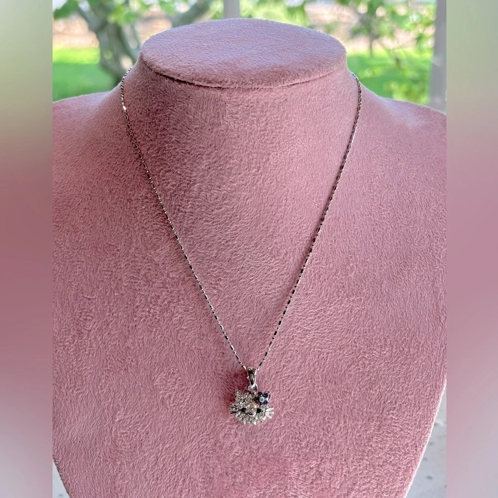 Hello Kitty Crystal Pendant Charm‎ Necklace with Pink Flower